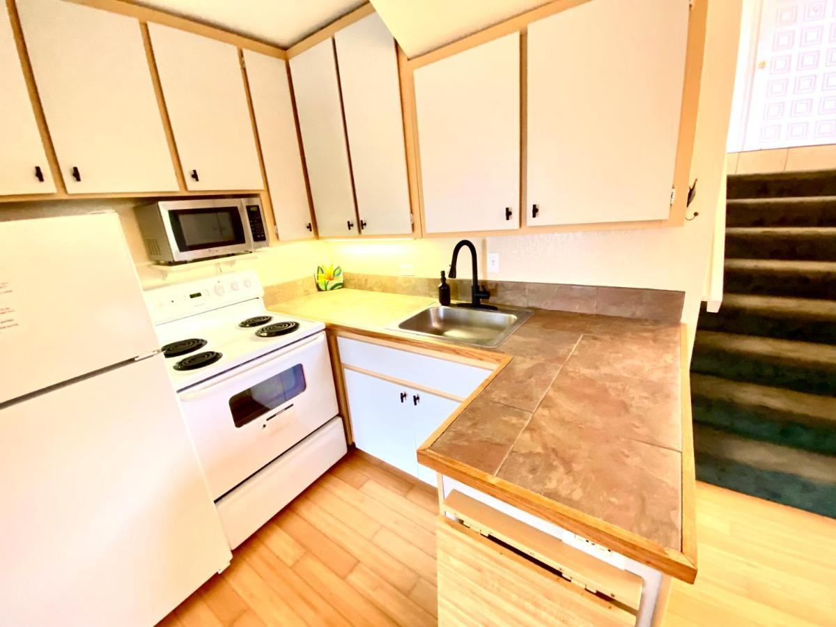 Charming 1 Bedroom Beach Condo Prime Location Great Value Pahala Eksteriør billede