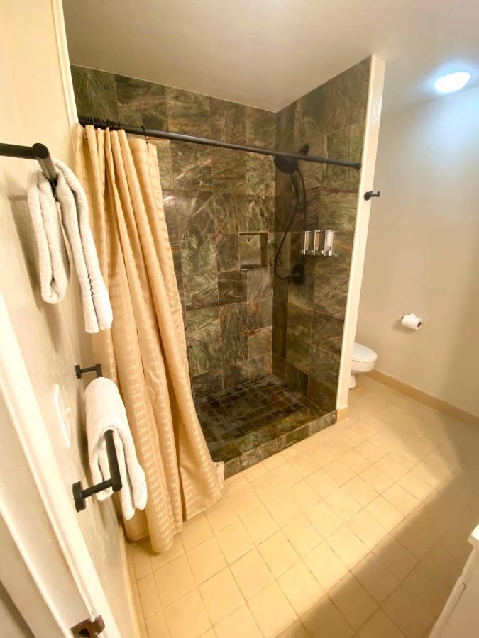 Charming 1 Bedroom Beach Condo Prime Location Great Value Pahala Eksteriør billede
